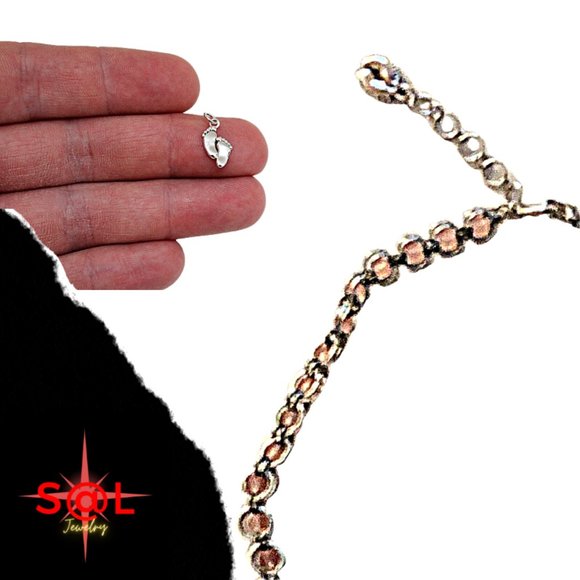 It's A Girl! Gender Reveal Necklace - Picture 4 of 5